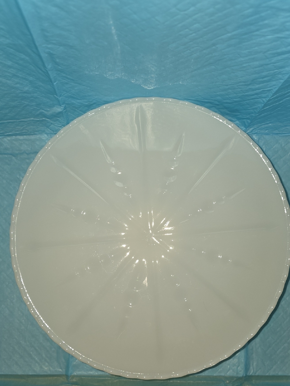 Anchor Hocking Milk Glass Cake Stand 1950's "Snowflake"  Pattern ~ Perfect